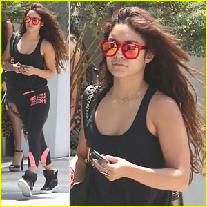 Vanessa Hudgens: ‘Lovin’ My Curls’ | Vanessa Hudgens | Just Jared Jr.