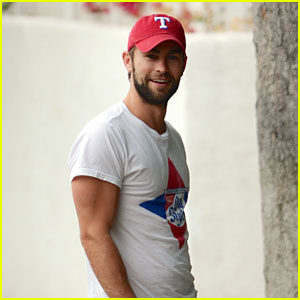 Chace Crawford Steps Out in Studio City | Chace Crawford | Just Jared Jr.