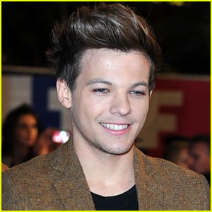 Louis Tomlinson Signs to Doncaster Rovers Soccer Club! | Louis ...