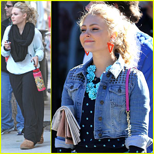 AnnaSophia Robb Carries a Fendi Baguette on the Set of “Carrie Diaries” -  How Appropriate! - PurseBlog