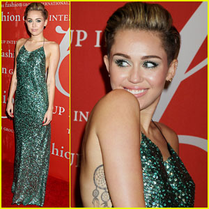 Miley Cyrus in glittering Marc Jacobs gown