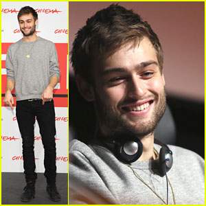 Douglas Booth Romeo And Juliet At Rome Film Festival 13 Douglas Booth Just Jared Jr