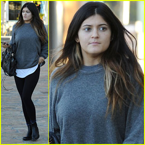 Kylie Jenner: Back to Bangs-Free Hair! | Kylie Jenner | Just Jared Jr.