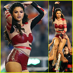 Selena Gomez performs during the halftime show during a Thanksgiving Day  NFL football game between the Oakland Raiders and the Dallas Cowboys at  AT&T Stadium Featuring: Selena Gomez Where: Arlington, Texas, United