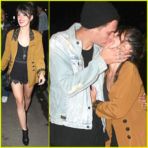 Shenae Grimes & Josh Beech: Kiss Kiss at Hooray Henry’s | Josh Beech ...