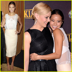 Jamie Chung: ‘Klondike’ Premiere with Abbie Cornish | Jamie Chung