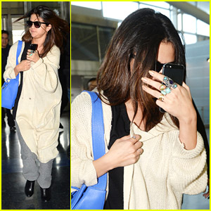 Selena Gomez Jets Out of NYC After Commercial Shoot