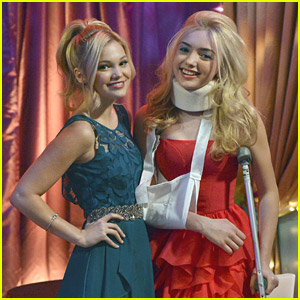 Peyton List Dishes On I Didn T Do It Guest Role Exclusive Austin North Exclusive I Didn T Do It Olivia Holt Peyton List Just Jared Jr