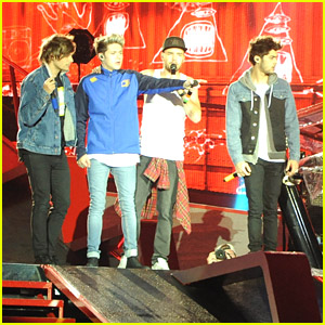 One Direction Plays Sunderland After Leaked Marijuana Video | Harry