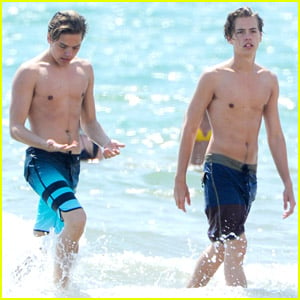 Cole & Dylan Sprouse Hit The Beach During Italian Vacation
