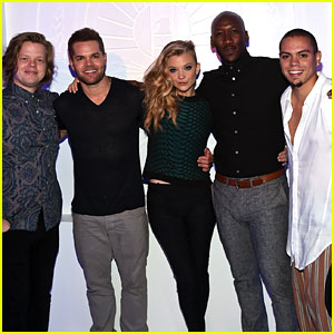 'Hunger Games: Mockingjay' Cast Members Take Over Comic-Con!