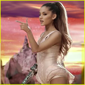 Ariana Grande Fights Aliens In New Break Free Music Video Watch Now Ariana Grande Just Jared Jr