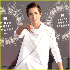 Austin Mahone Gets Ready for His MTV VMAs 2014 Arrival By Practicing His Drumming - Watch Here!
