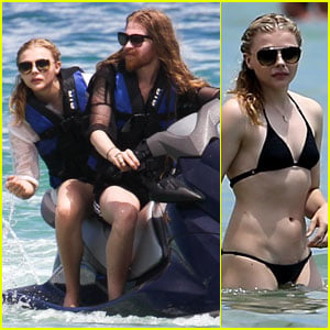 paar Nathaniel Ward positie Chloe Moretz Cools Off at the Beach in Miami! | Bikini, Chloe Moretz | Just  Jared Jr.