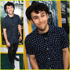 Max Schneider Slows it Down for Ariana Grande 'Problem' Cover - Watch Now!