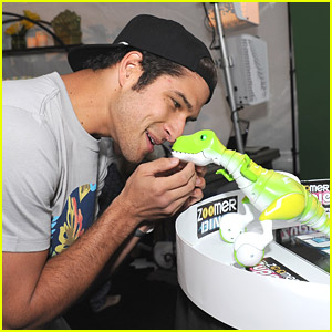 It's Dinosaur Love For Tyler Posey at Backstage Creations Teen Choice Retreat