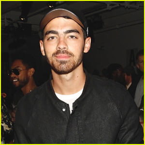 Joe Jonas Goes Back to 'Public School' at NYFW