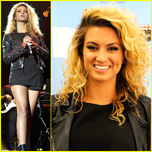 Tori Kelly Can't Get Over Performing in Front of Thousands of People