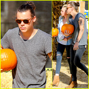 harry-styles-goes-pumpkin-picking-with-erin-foster-26