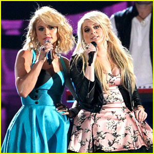 Miranda Lambert Sings with Meghan Trainor at CMA Awards 2014! (Video):  Photo 3235865, 2014 CMA Awards, Meghan Trainor, Miranda Lambert Photos