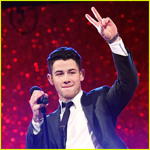 Nick Jonas Makes Us 'Jealous' During 'DWTS' Finale Performance - Watch Now!