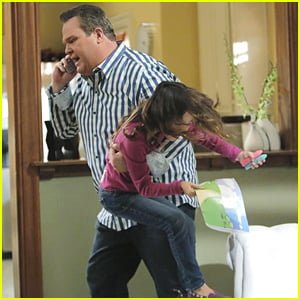 Lily Gets A Lift From Cameron On Tonight’s New ‘Modern Family’ | Aubrey ...