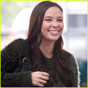 Malese Jow Heads Home For the Holidays