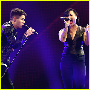 Demi Lovato & Nick Jonas Cause An ‘Avalanche’ at KIIS FM’s Jingle Ball ...