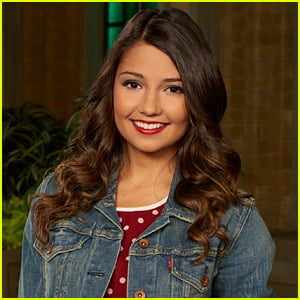 What's in Degrassi Star Cristine Prosperi's Bag? - 29Secrets