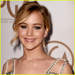 Jennifer Lawrence Bravely Poses Nude With A Huge Boa Constrictor