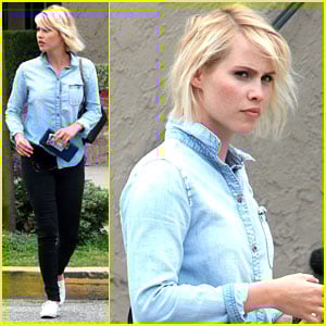 Claire Holt Has Met The New Rebekah Maisie Richardson Sellers Claire Holt Maisie Richardson Sellers Just Jared Jr