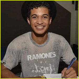 Teen Beach 2's Jordan Fisher Inks Record Deal with Hollywood Records!