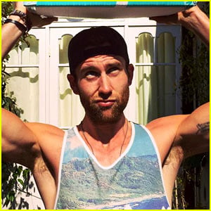 Matthew Lewis Is Hotter Than Ever in New Shirtless Pic!