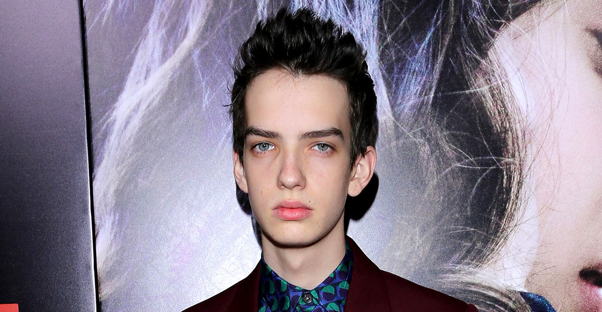 Kodi Smit Mcphee Goes Blue As X Mens Nighcrawler – First Photo Kodi