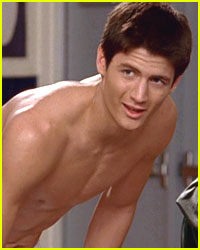 lucas scott one tree hill shirtless