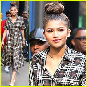 Zendaya Gives Hugs To Fans After Promoting Radio Disney Music Awards In ...