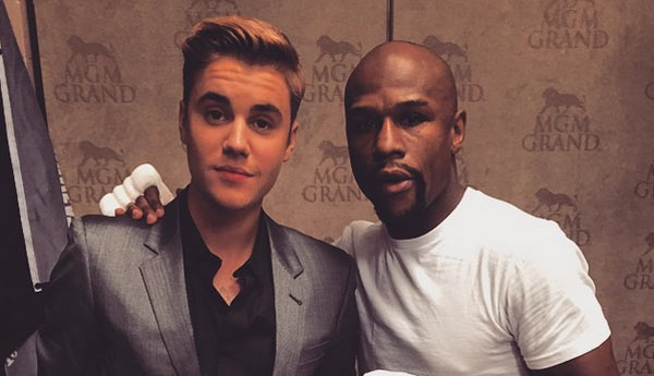 Justin Bieber Supports Mayweather at Fight of the Century! | Floyd ...