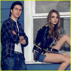 Cara Delevingne & Nat Wolff Are Photo Ready for 'Paper Towns' Shoot! (Exclusive BTS Video)