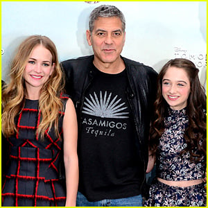 Britt Robertson Describes Working with George Clooney on 'Tomorrowland'