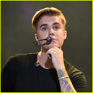 Justin Bieber Hits the Stage For the First Time In a Long Time ...