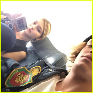 Cody Simpson Was Seated Next to Ex Gigi Hadid on an Airplane!