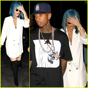 Kylie Jenner Wears Blue Wig at VMAs Party with Tyga