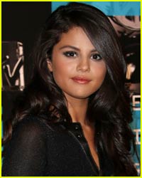 Did Selena Gomez Watch Ex Justin Bieber's VMAs Performance?