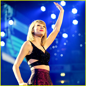 Taylor Swift Gets Emotional Singing 'Ronan' in Concert - Watch Now