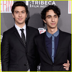 Nat Wolff Gets Support From Brother Alex at ‘The Intern’ Premiere in ...