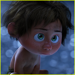 Arlo Finds A Pet Human In The New Trailer For 'The Good Dinosaur' - Watch Here!
