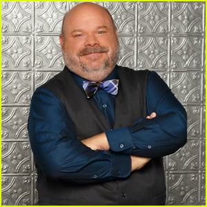 Jessie's Kevin Chamberlin Shares Sweet Letter & Song to Say Goodbye
