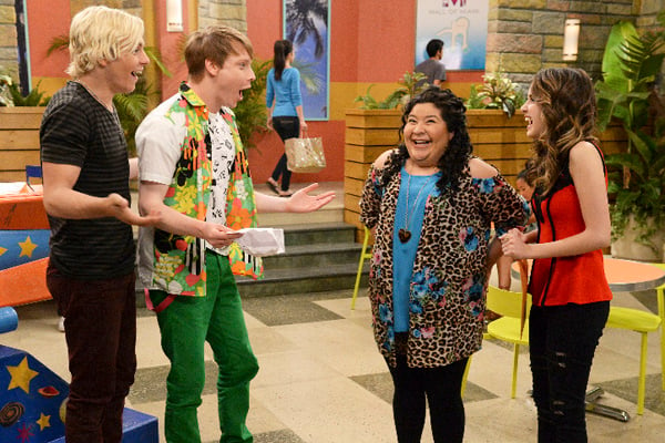 Raini Rodriguez Directs Tonight’s ‘Austin & Ally’ Episode – See A Sneak ...