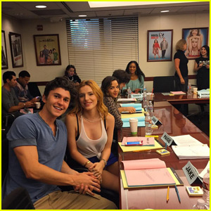 Bella Thorne & 'Famous in Love' Cast Kick Off With First Table Read!