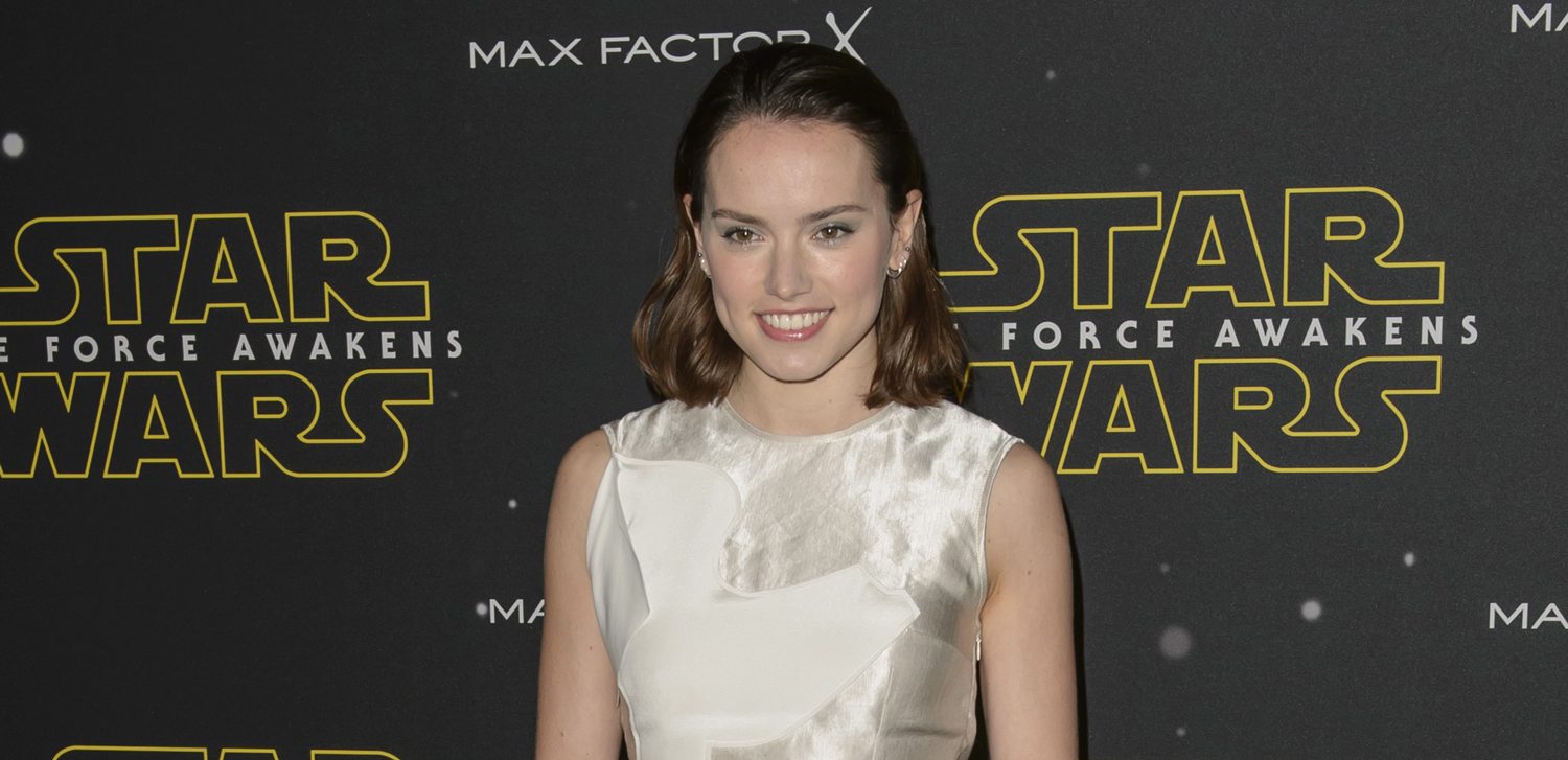 Daisy Ridley Reveals Whether or Not She’s Seen Herself in the ‘Star ...